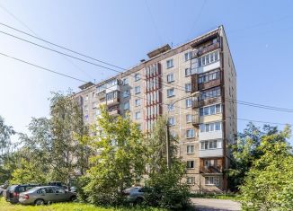 3-комнатная квартира на продажу, 57.2 м2, Пермский край, Парковый проспект, 10/3