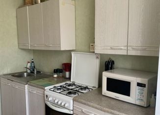 Продажа 2-комнатной квартиры, 52 м2, Волгоградская область, улица Константина Симонова, 28