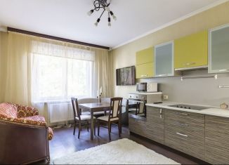 Сдается в аренду 3-комнатная квартира, 120 м2, Санкт-Петербург, улица Моисеенко, 5, метро Площадь Восстания