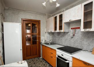 3-комнатная квартира на продажу, 60 м2, Тюменская область, улица Космонавтов, 1Б