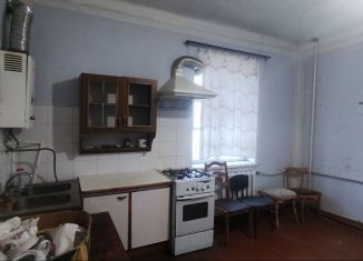 Сдается в аренду 2-ком. квартира, 75 м2, Нальчик, улица Ногмова, 52