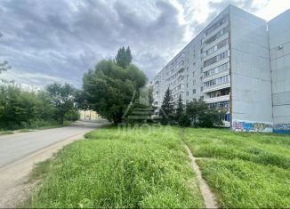 Продам 2-комнатную квартиру, 54 м2, Омская область, проспект Комарова, 27