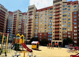 Продается 1-ком. квартира, 38 м2, Оренбург, улица Джангильдина, 3