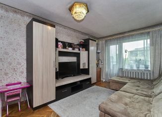 Продам 3-ком. квартиру, 60 м2, Краснодар, Южная улица, 24