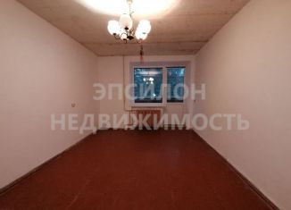 Продажа 1-ком. квартиры, 33 м2, Курск, улица Парижской Коммуны, 32