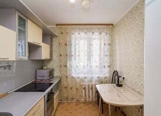 Продам 3-ком. квартиру, 60 м2, Тюмень, Школьная улица, 18