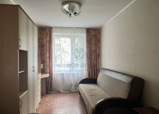 Аренда трехкомнатной квартиры, 60 м2, Москва, Уссурийская улица, 5к1, район Гольяново