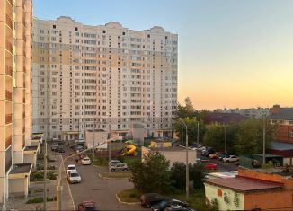 Продажа 3-комнатной квартиры, 87.3 м2, Московская область, Центральная улица, 142к3