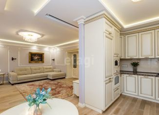 Продам 4-ком. квартиру, 131 м2, Екатеринбург, Онежская улица, 4А, метро Чкаловская