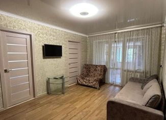 Сдам 3-ком. квартиру, 69 м2, Краснодарский край, улица Галины Петровой, 4