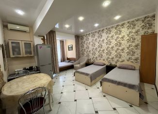 Сдаю 1-комнатную квартиру, 34 м2, Крым, улица Щербака, 7/3