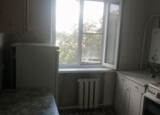 Сдам в аренду 2-комнатную квартиру, 66 м2, Армавир, улица Энгельса, 96