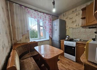 Продаю 1-комнатную квартиру, 32.8 м2, Стерлитамак, улица Якутова, 9А