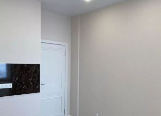 Продается 3-ком. квартира, 68.5 м2, посёлок Берёзовый, Целиноградская улица, 2И