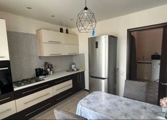 Продажа 2-комнатной квартиры, 60.5 м2, Туймазы, улица Комарова, 30