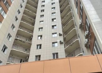 Продам 1-ком. квартиру, 60 м2, Краснодар, Домбайская улица, 10/1к2, ЖК Спорт-Сити