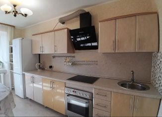 Сдается в аренду однокомнатная квартира, 37 м2, Республика Башкортостан, улица Бессонова, 29/1