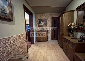 Продам 3-ком. квартиру, 60.7 м2, Сызрань, улица Дзержинского, 33