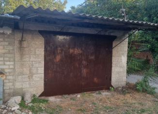 Продаю гараж, 24 м2, Ейск, улица Янышева