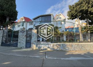 Продаю дом, 600 м2, поселок городского типа Отрадное, Лавандовая улица, 1