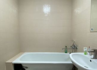 Продаю двухкомнатную квартиру, 38 м2, Лиски, улица Коминтерна, 32А/1