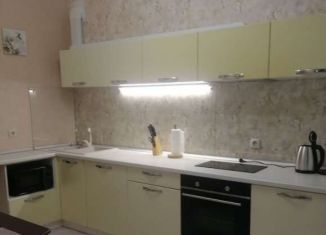 Сдам 1-комнатную квартиру, 40 м2, Тюмень, улица Московский Тракт, 83к4