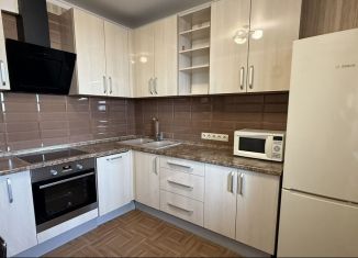 Продам 2-ком. квартиру, 62 м2, Ростов-на-Дону, Магнитогорская улица, 1/1, Железнодорожный район