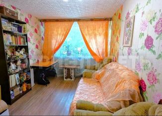 3-комнатная квартира на продажу, 57.6 м2, Мурманск, Заводская улица, 3