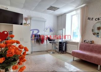 Продаю торговую площадь, 62.5 м2, Чебаркуль, улица Мира, 13