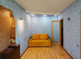 Сдам 2-ком. квартиру, 42 м2, Ленинградская область, Меньковская улица, 3