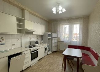 Продаю 1-комнатную квартиру, 46.7 м2, Краснодар, улица Ленина, 64, улица Ленина