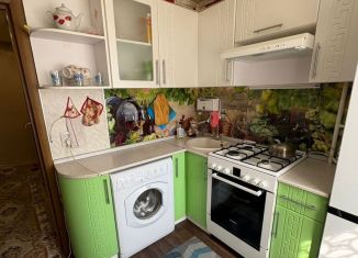 Сдается 1-комнатная квартира, 34 м2, Губкин, улица Кирова, 52