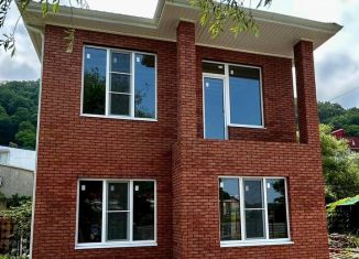 Продаю дом, 120 м2, поселок городского типа Новомихайловский