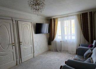 Трехкомнатная квартира на продажу, 59.7 м2, Грозный, проспект Хусейна Исаева, 77