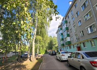 Продаю двухкомнатную квартиру, 46 м2, Зеленодольск, улица Ивана Засорина, 14