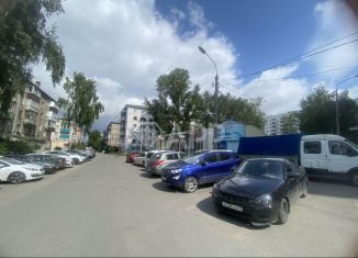 Торговая площадь на продажу, 178 м2, Татарстан, улица Татарстан, 52А