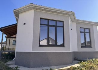 Продам дом, 100 м2, станица Раевская, улица Маяковского