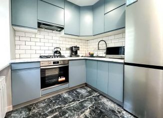 Продаю 2-ком. квартиру, 53.5 м2, Краснодар, улица КИМ, 1, микрорайон Дубинка