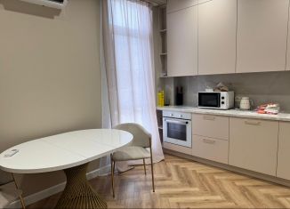 Продаю 2-ком. квартиру, 37 м2, Сочи, Юртовский переулок, 3А