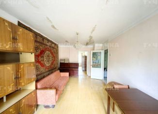 Продаю 2-комнатную квартиру, 44.5 м2, Челябинск, улица Сони Кривой, 63, Центральный район