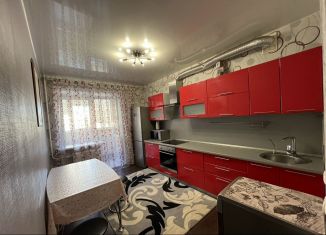 Аренда 1-ком. квартиры, 45 м2, Тюмень, Пролетарская улица, 111