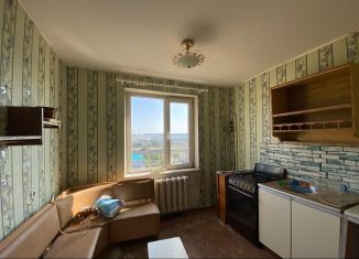 Продается 2-ком. квартира, 51.9 м2, Керчь, улица Дмитрия Донского, 3