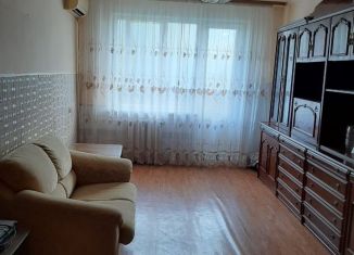 Продам 2-комнатную квартиру, 44 м2, Новотроицк, Зелёная улица, 53