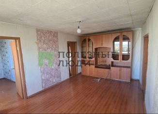 Продам 4-ком. квартиру, 60.9 м2, Чита, улица Красных Коммунаров, 138