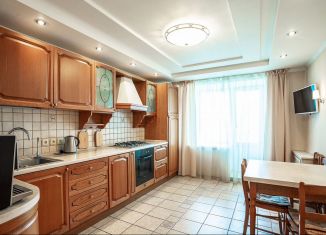 Пятикомнатная квартира на продажу, 160.1 м2, Вологда, улица Возрождения, 24