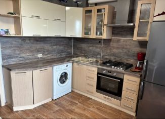 Продается однокомнатная квартира, 37.4 м2, деревня Батино, улица Сергея Есенина, 1