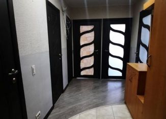 Продаю 2-комнатную квартиру, 47.5 м2, Киров, улица Сурикова, 44