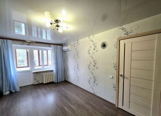 1-комнатная квартира на продажу, 33 м2, Таганрог, улица Пальмиро Тольятти, 14-1