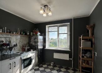 Продам 2-ком. квартиру, 49.5 м2, Тюмень, улица 50 лет ВЛКСМ, 107