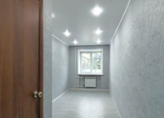 Продам 2-ком. квартиру, 44 м2, Новокузнецк, улица Разведчиков, 50